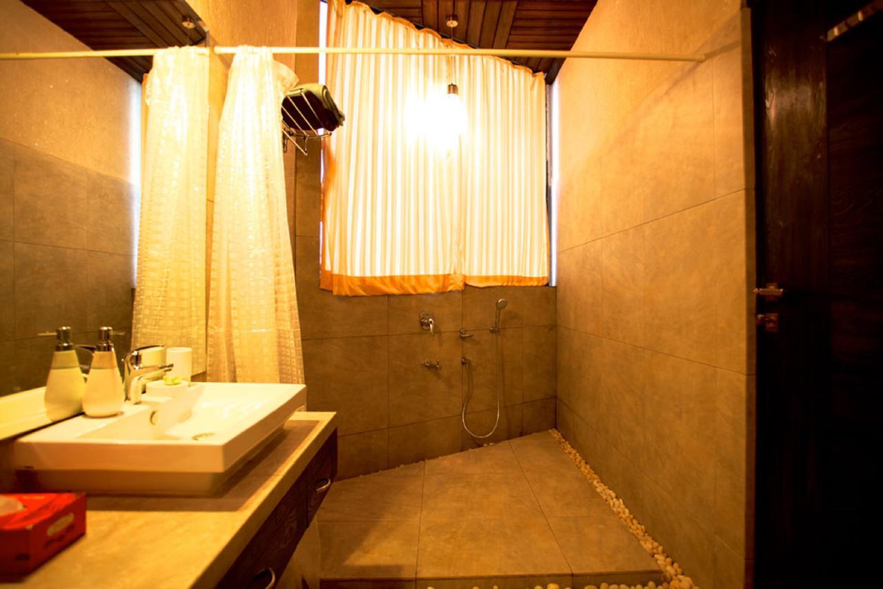 Kino Lakeside Chalet Hotel Lonavala Exterior foto